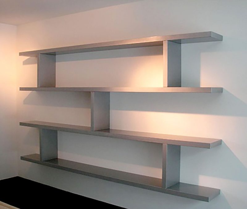 Zwevende boekenplank