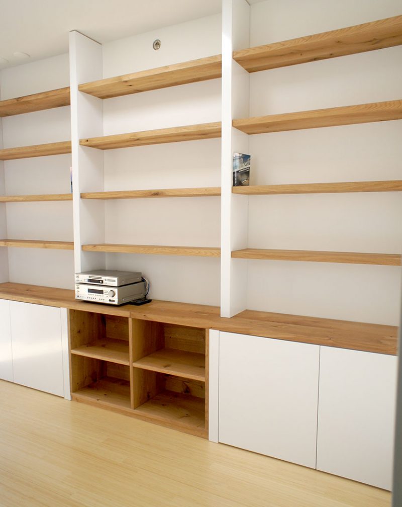 Eiken boekenkast