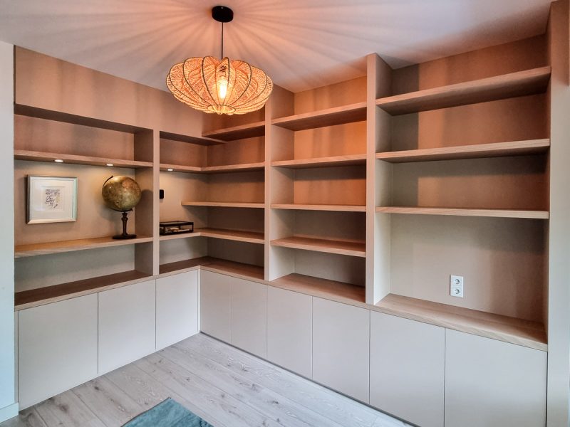 Een sfeervolle woonkamer vol rust en eenheid